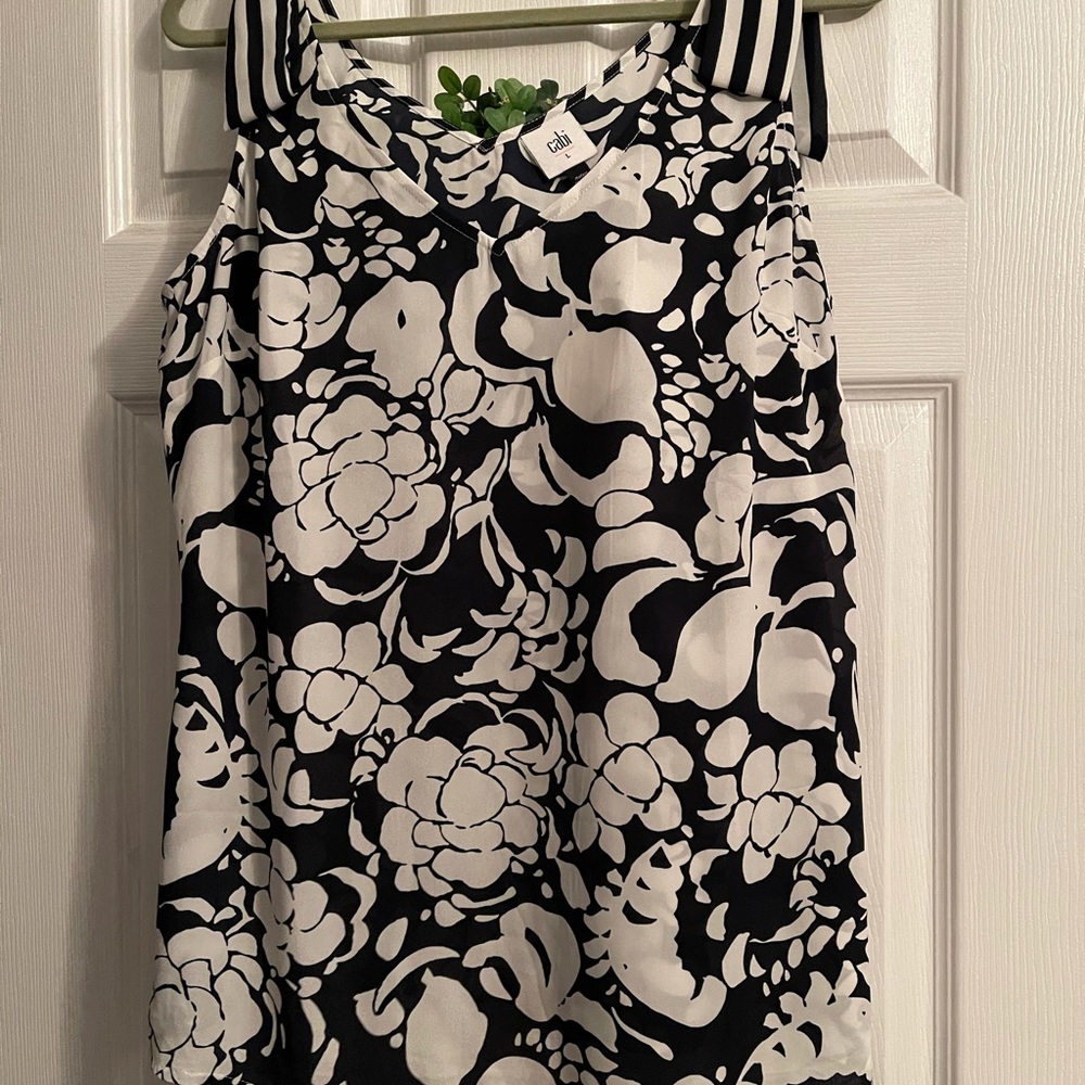 CAbi Shoulder Tie Top (#5731) Blue/White EUC Large